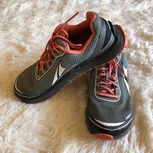 Altra Lone Peak 2.5 Coral Reef